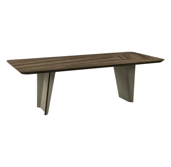 Blade 250 Dining Table